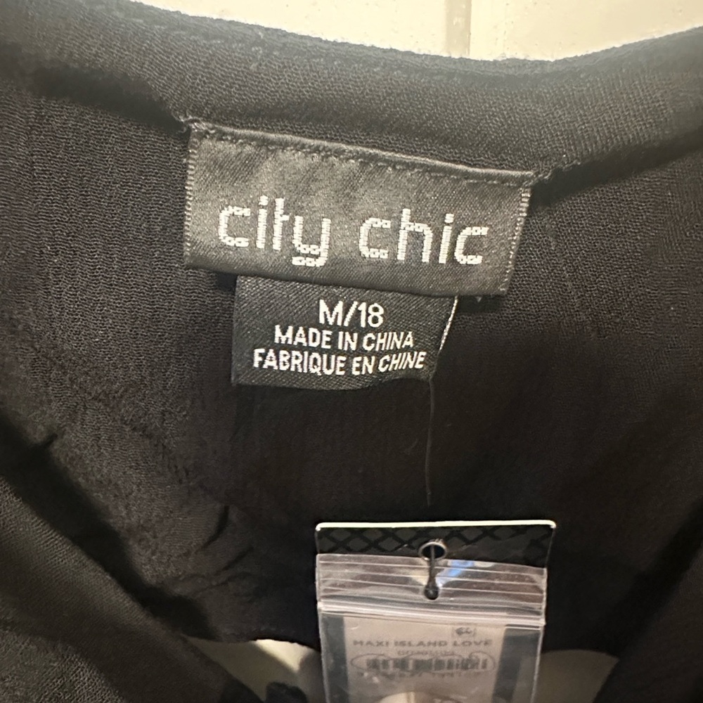 City Chic Island Love Maxi Dress Button-Front Tie Bust. Back cutout Blk - Picture 2 of 9